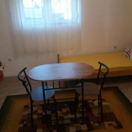 Kursumlija Apartment *